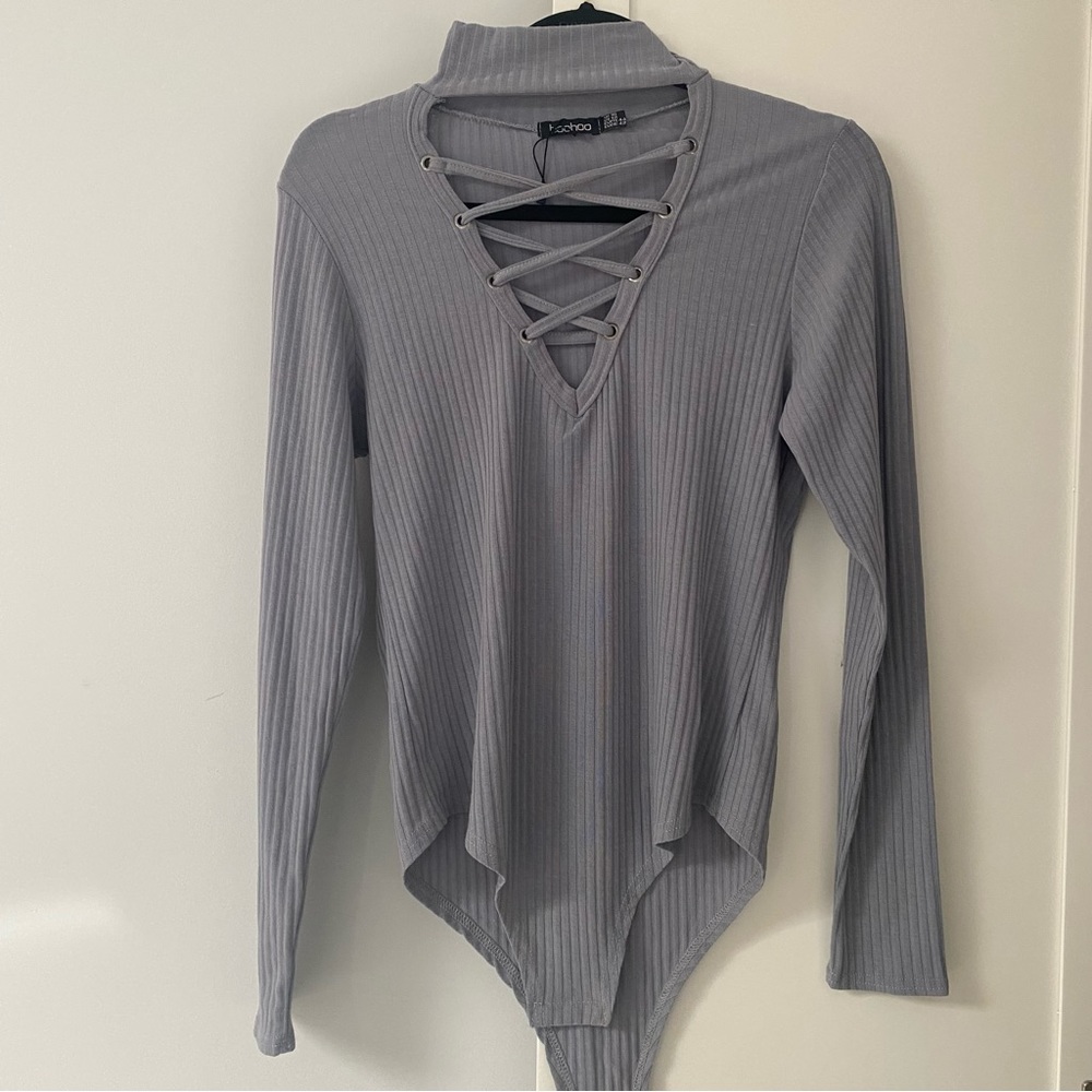 Boohoo turtleneck bodysuit, size 12, BNWOT 💕
